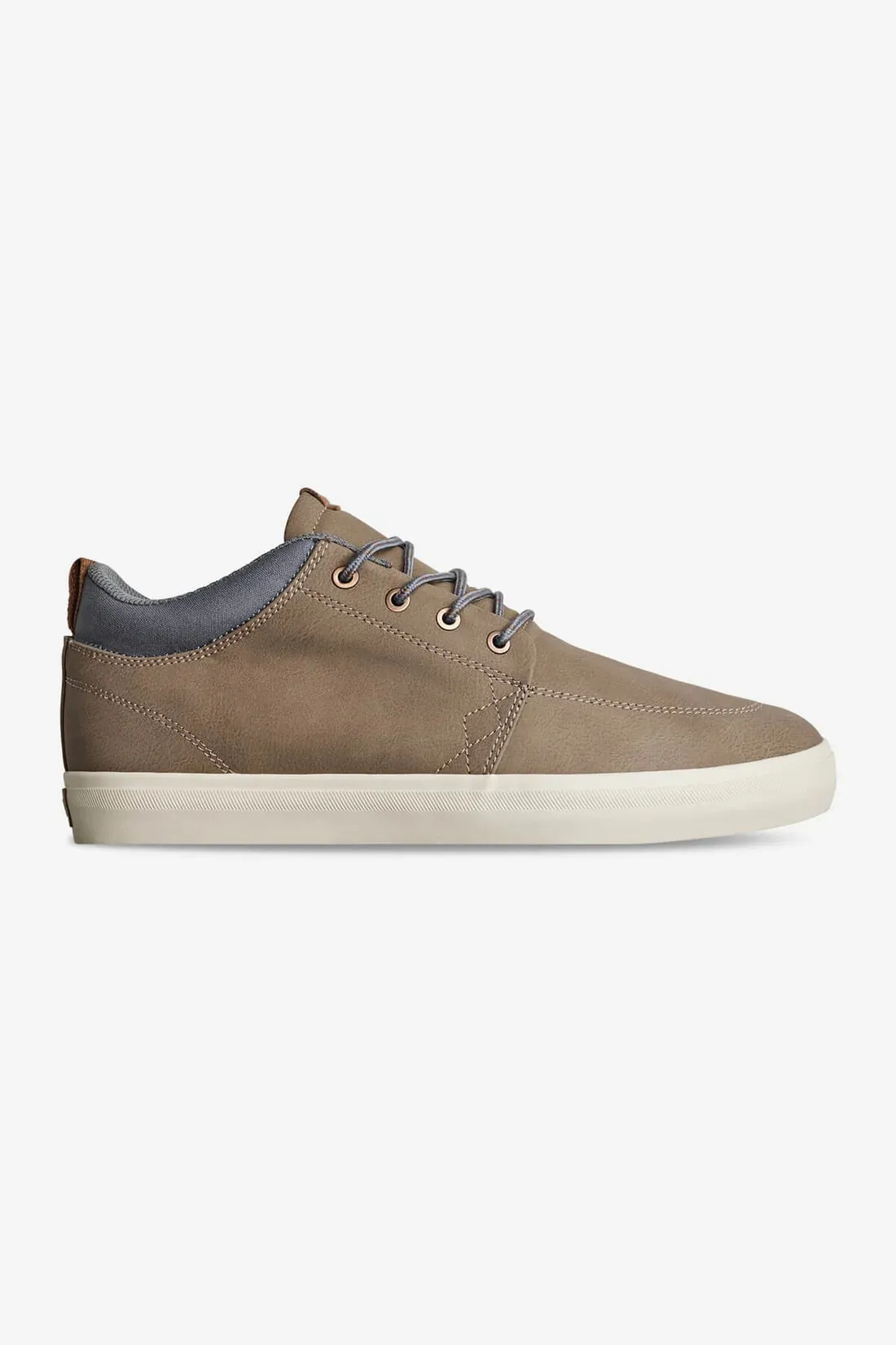 Globe GS Chukka - Almond