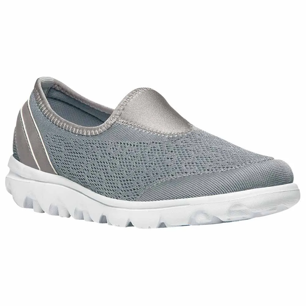 TravelActiv Slip-On Sneakers