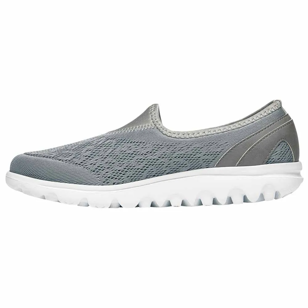 TravelActiv Slip-On Sneakers